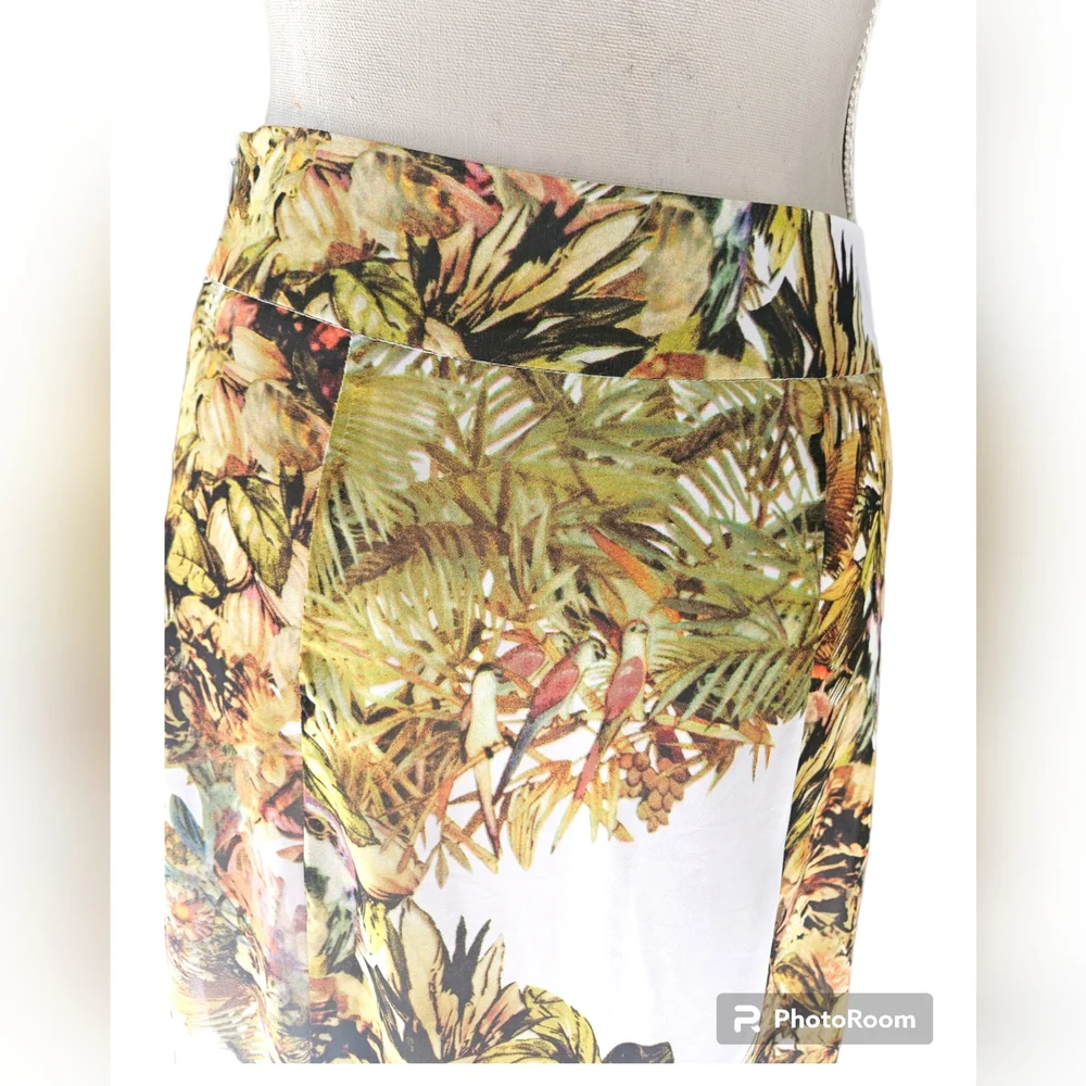 Sheike | Long skirt With High Thigh Splits | Size 10 | Colour White,Green&Brown - Picture 4 of 5